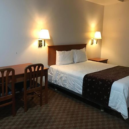 Woodburn Inn Luaran gambar
