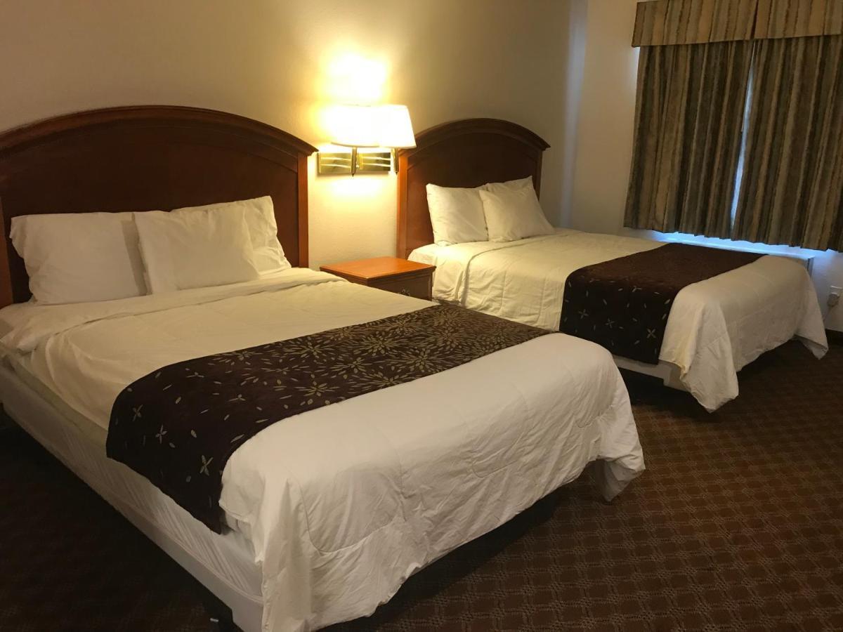 Woodburn Inn Luaran gambar