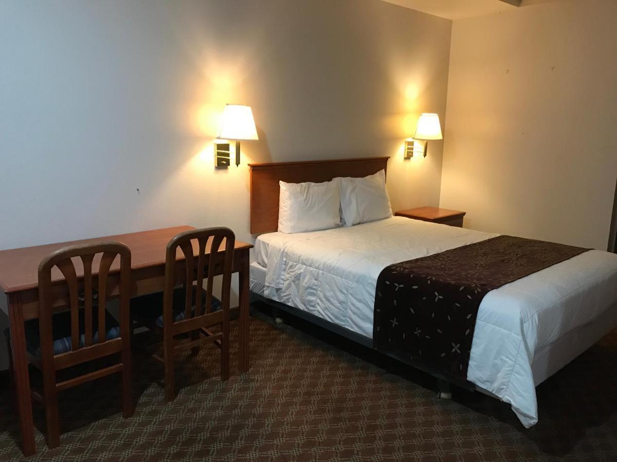 Woodburn Inn Luaran gambar