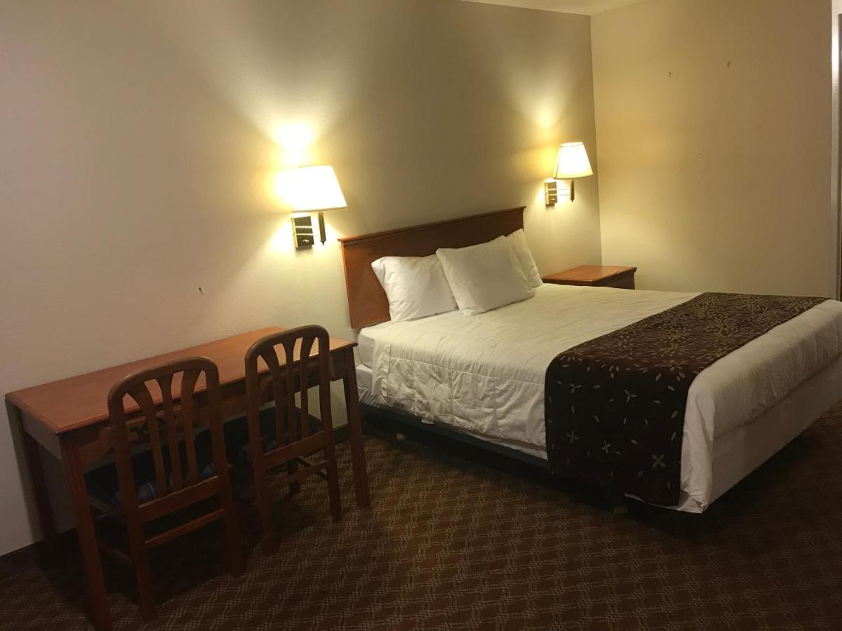 Woodburn Inn Luaran gambar