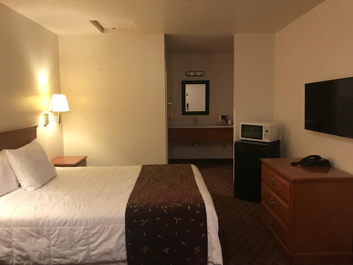 Woodburn Inn Luaran gambar