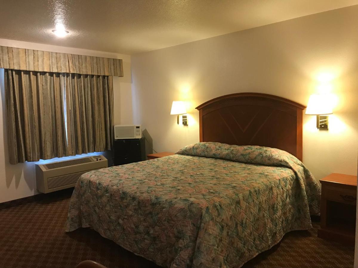 Woodburn Inn Luaran gambar