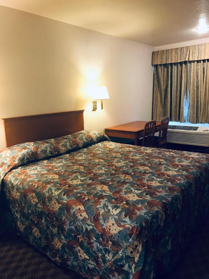 Woodburn Inn Luaran gambar